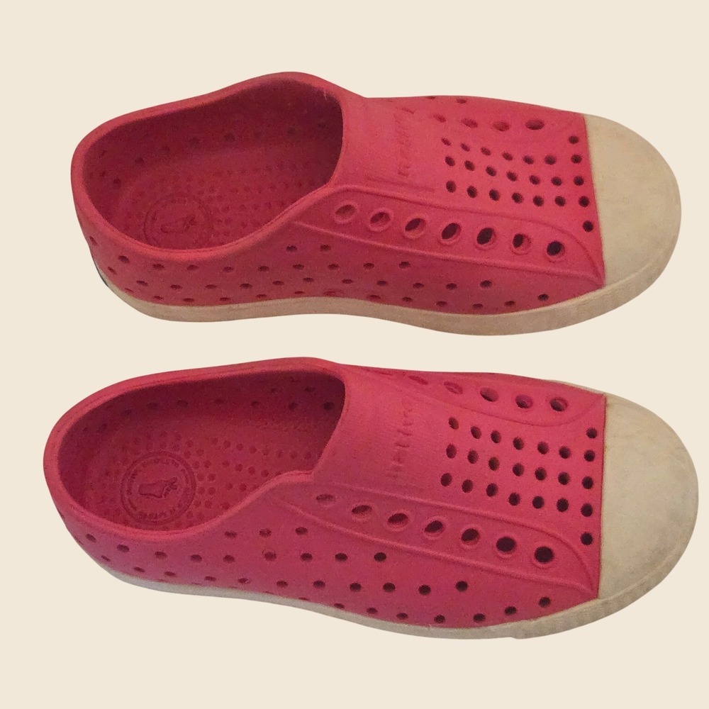 Native Jefferson Kids Pink Perforated Slip On Sneakers Shoes Size C10